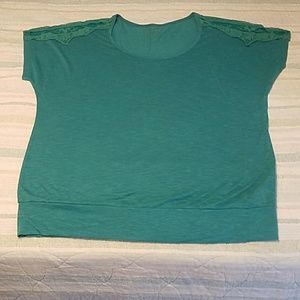 Lace detail sleeved top